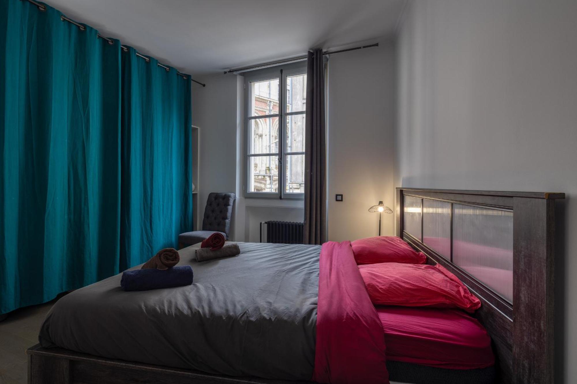Appartement Spacieux Au Coeur D'Angers Etage 1 - 6 Personnes Zewnętrze zdjęcie