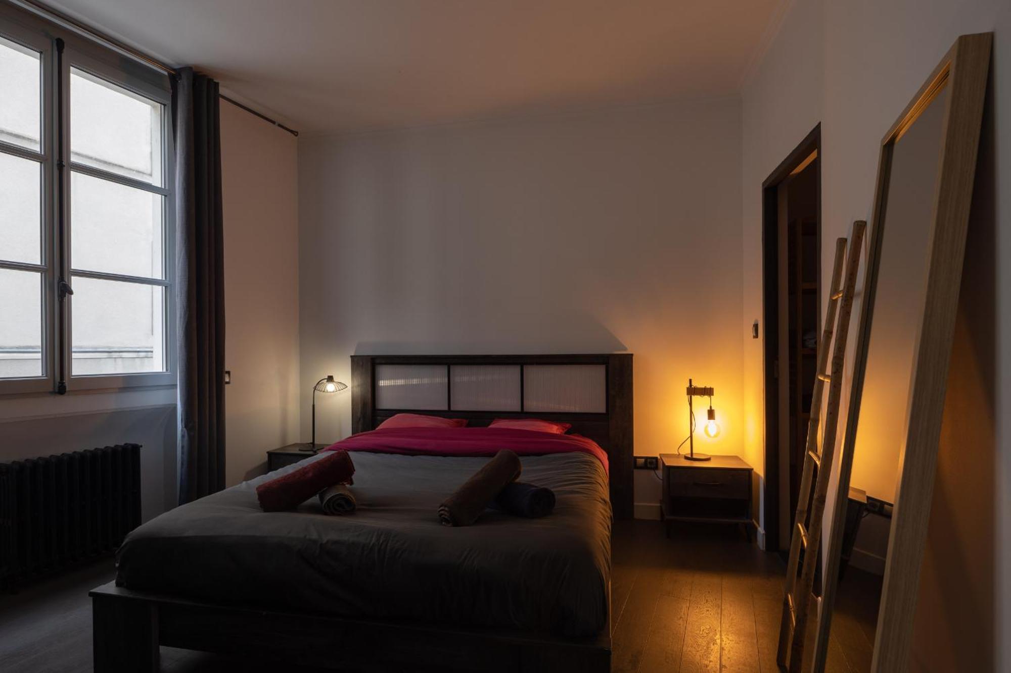 Appartement Spacieux Au Coeur D'Angers Etage 1 - 6 Personnes Zewnętrze zdjęcie